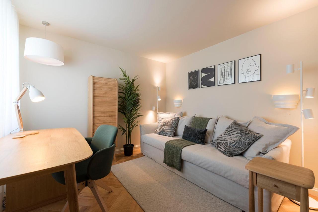 Emporium Deluxe 3Br Apartment W/ Private Parking By Lovelystay 포르투 외부 사진