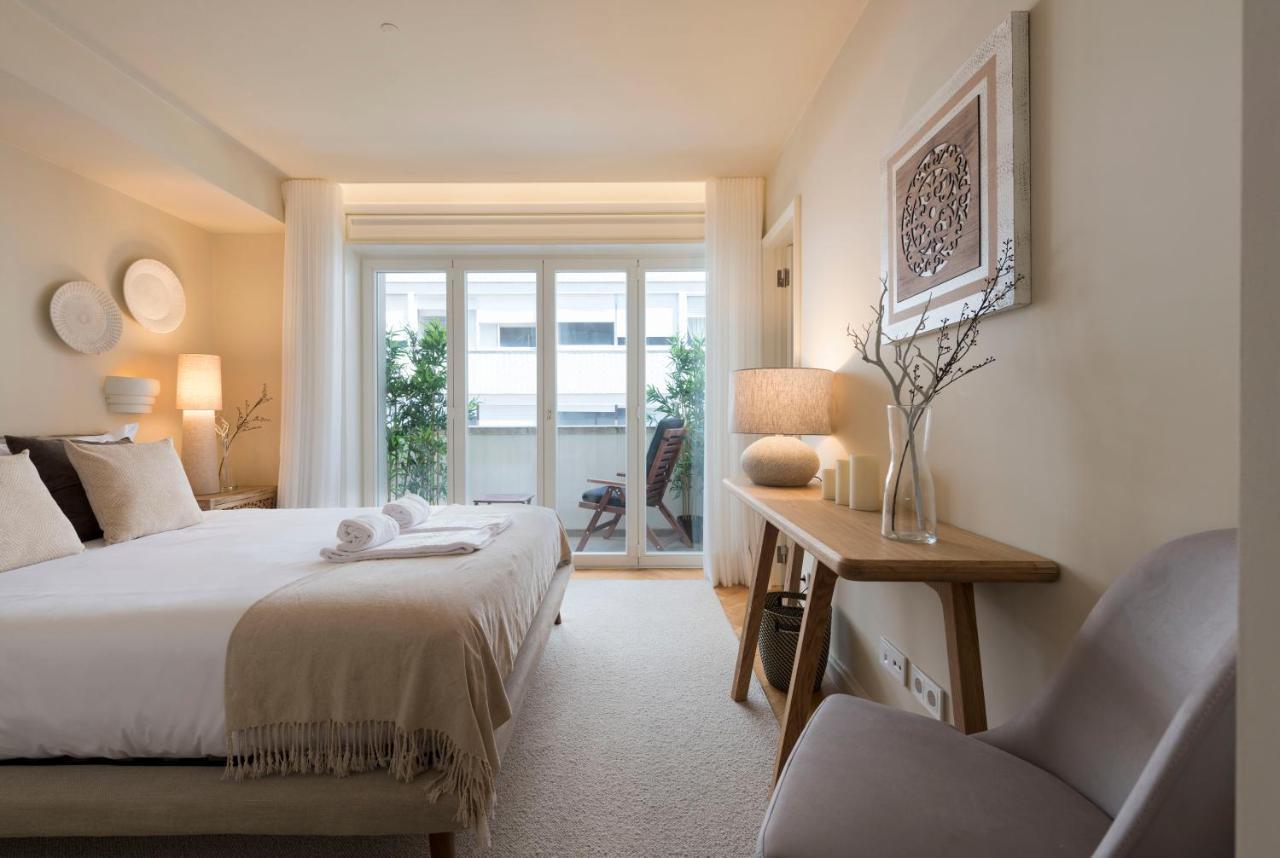 Emporium Deluxe 3Br Apartment W/ Private Parking By Lovelystay 포르투 외부 사진