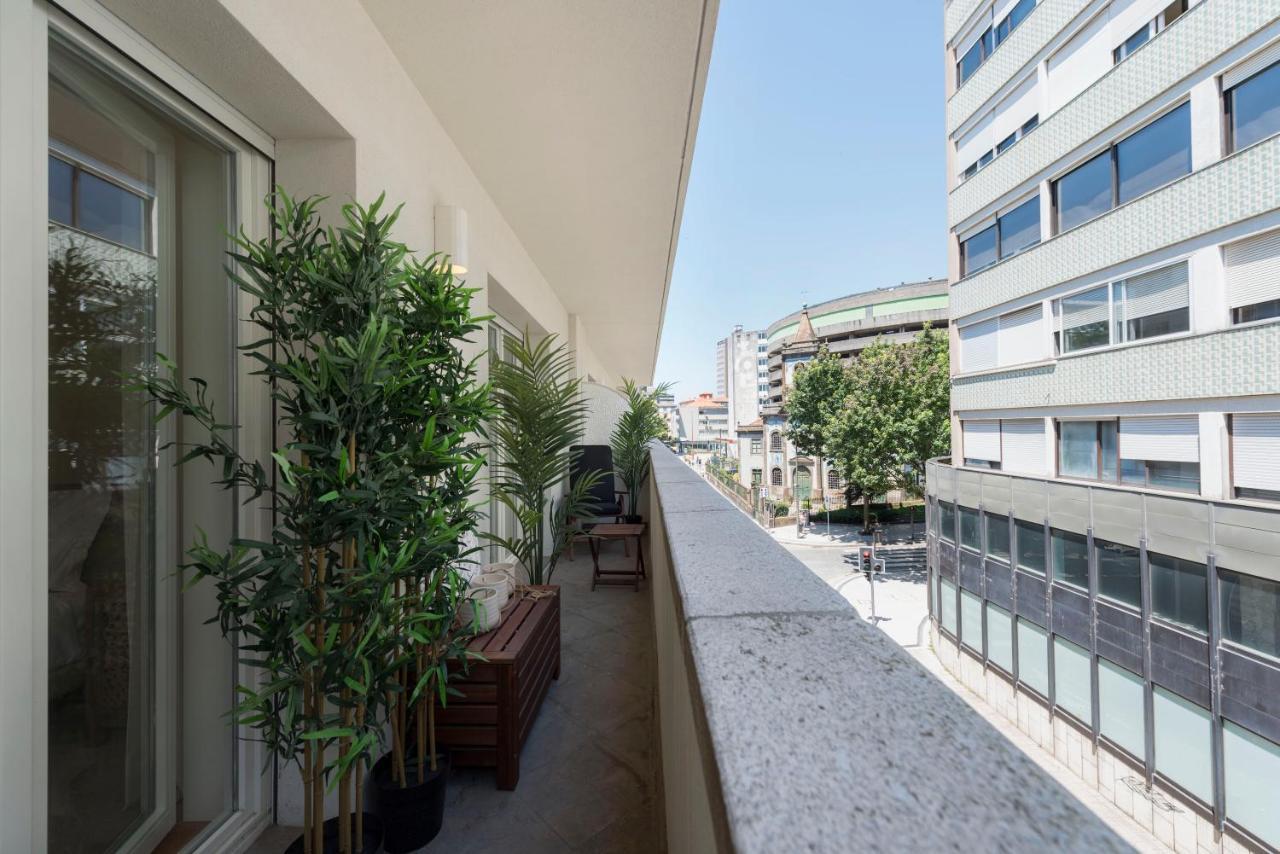Emporium Deluxe 3Br Apartment W/ Private Parking By Lovelystay 포르투 외부 사진