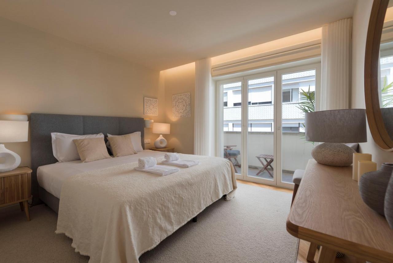 Emporium Deluxe 3Br Apartment W/ Private Parking By Lovelystay 포르투 외부 사진