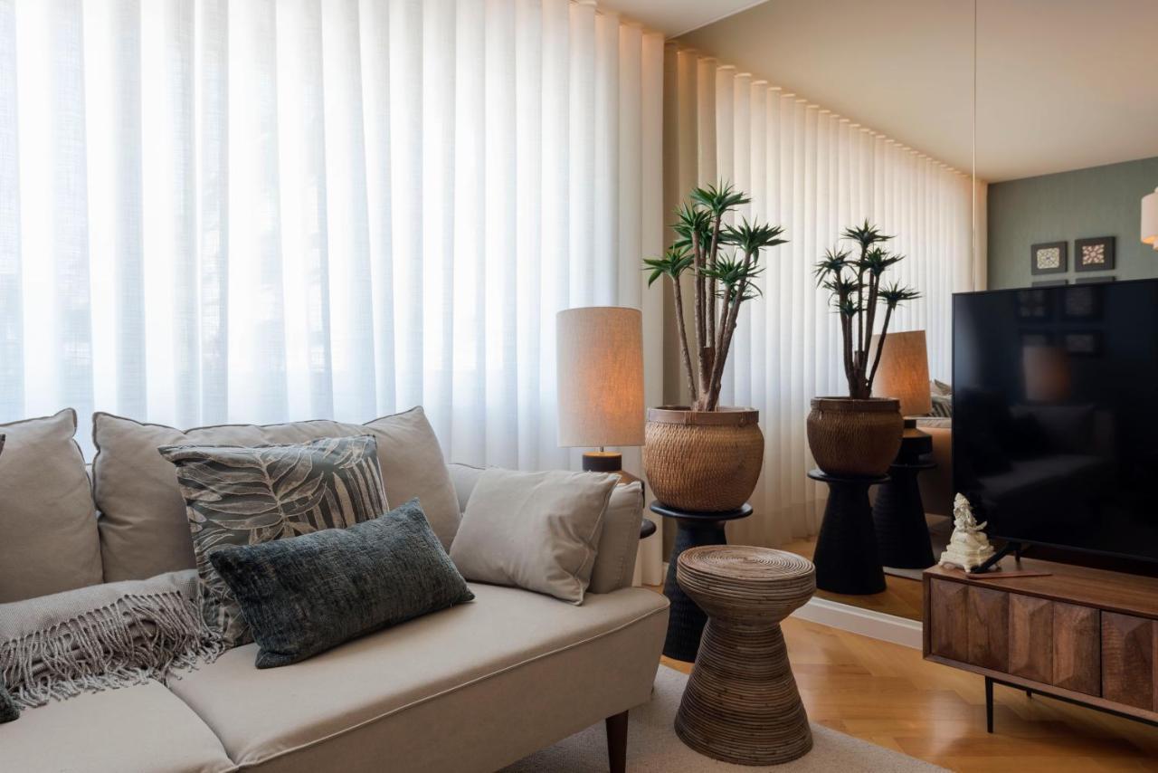 Emporium Deluxe 3Br Apartment W/ Private Parking By Lovelystay 포르투 외부 사진