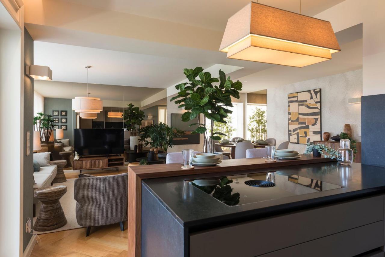 Emporium Deluxe 3Br Apartment W/ Private Parking By Lovelystay 포르투 외부 사진